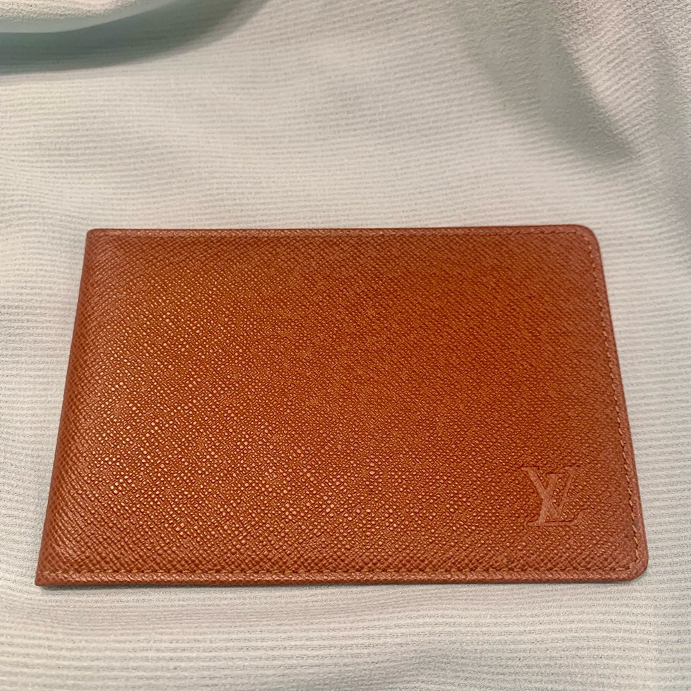 Louis Vuitton Authentic Brown Le Card Holder ID Case